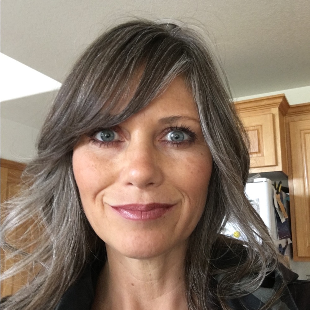 Meet your Posher, Kimberly